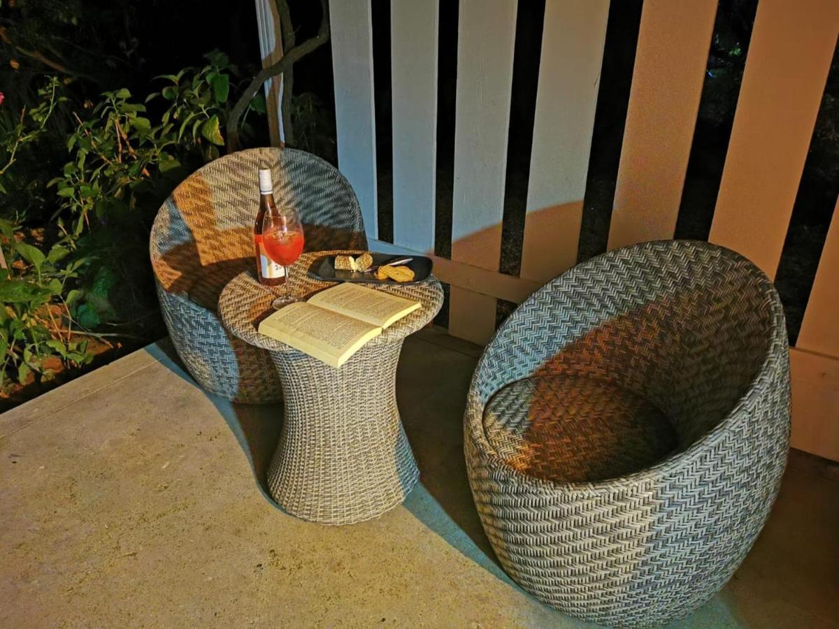 Aloe Cottage - 2 Bedroom Станфорд Экстерьер фото