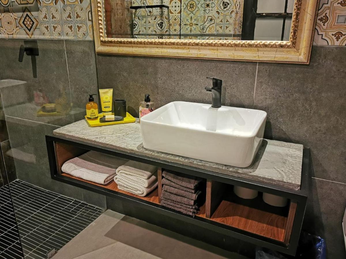 Aloe Cottage - 2 Bedroom Станфорд Экстерьер фото