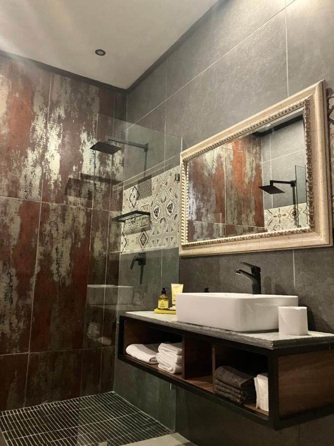 Aloe Cottage - 2 Bedroom Станфорд Экстерьер фото